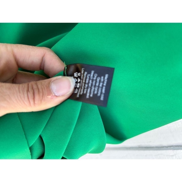 Norma‎ Kamali Green Sleeveless Babydoll Dress, Blouson, Raw Cut Edges, Sz S - Picture 5 of 7